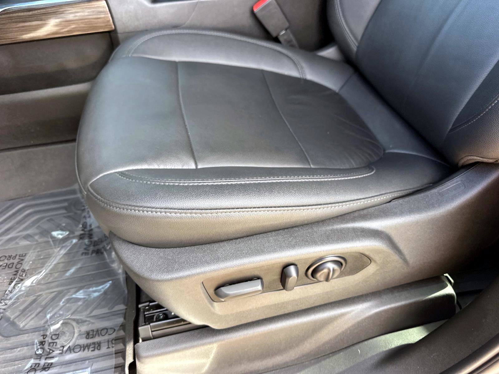 Used 2022 Chevrolet Silverado 1500 LT Trail Boss w/ Convenience Package II image 22