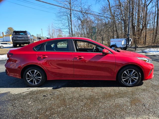 Used 2024 Kia Forte LXS FWD image 8