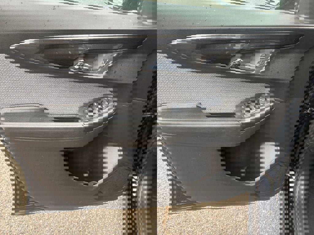 Used 2025 Chevrolet TrailBlazer LT image 17