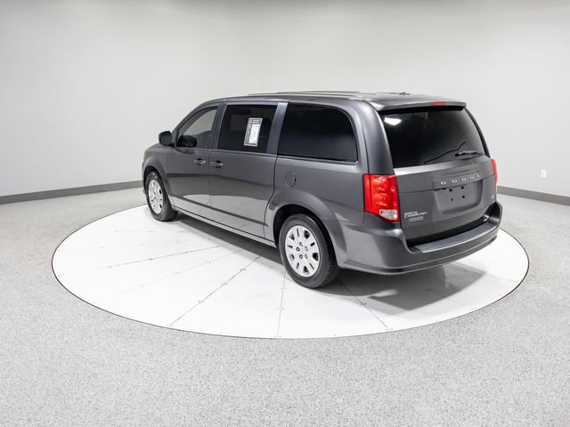 Used 2018 Dodge Grand Caravan SE w/ UConnect Hands-Free Group image 31