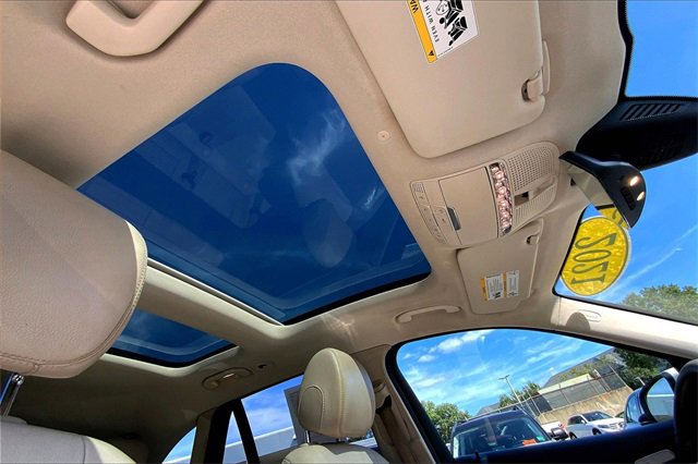 Certified 2021 Mercedes-Benz GLC 300 image 11