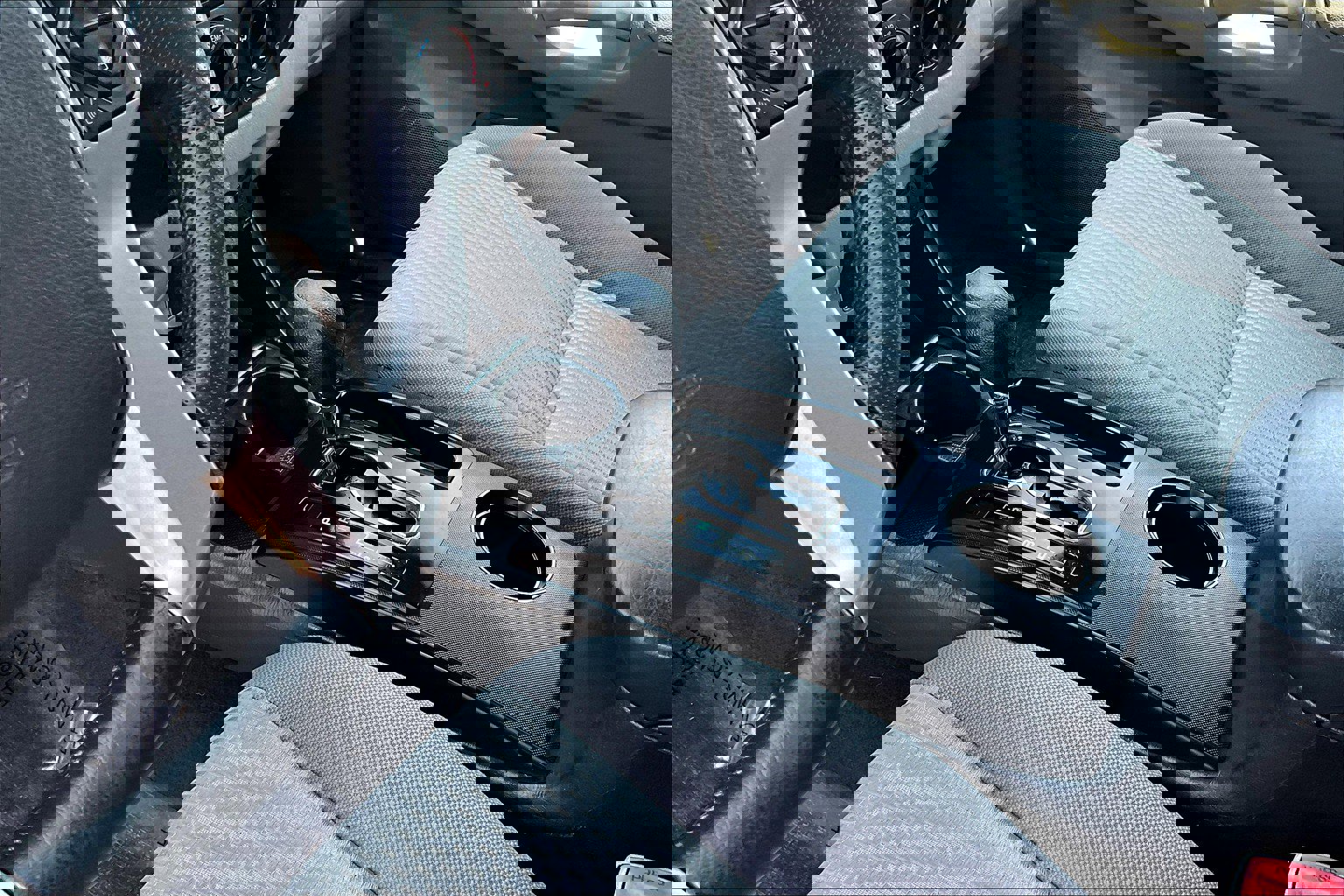 Used 2015 Toyota Tacoma PreRunner w/ Convenience Package RWD image 17