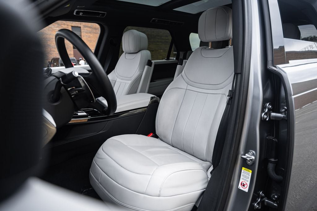 Used 2024 Land Rover Range Rover Sport SE AWD/4WD image 23
