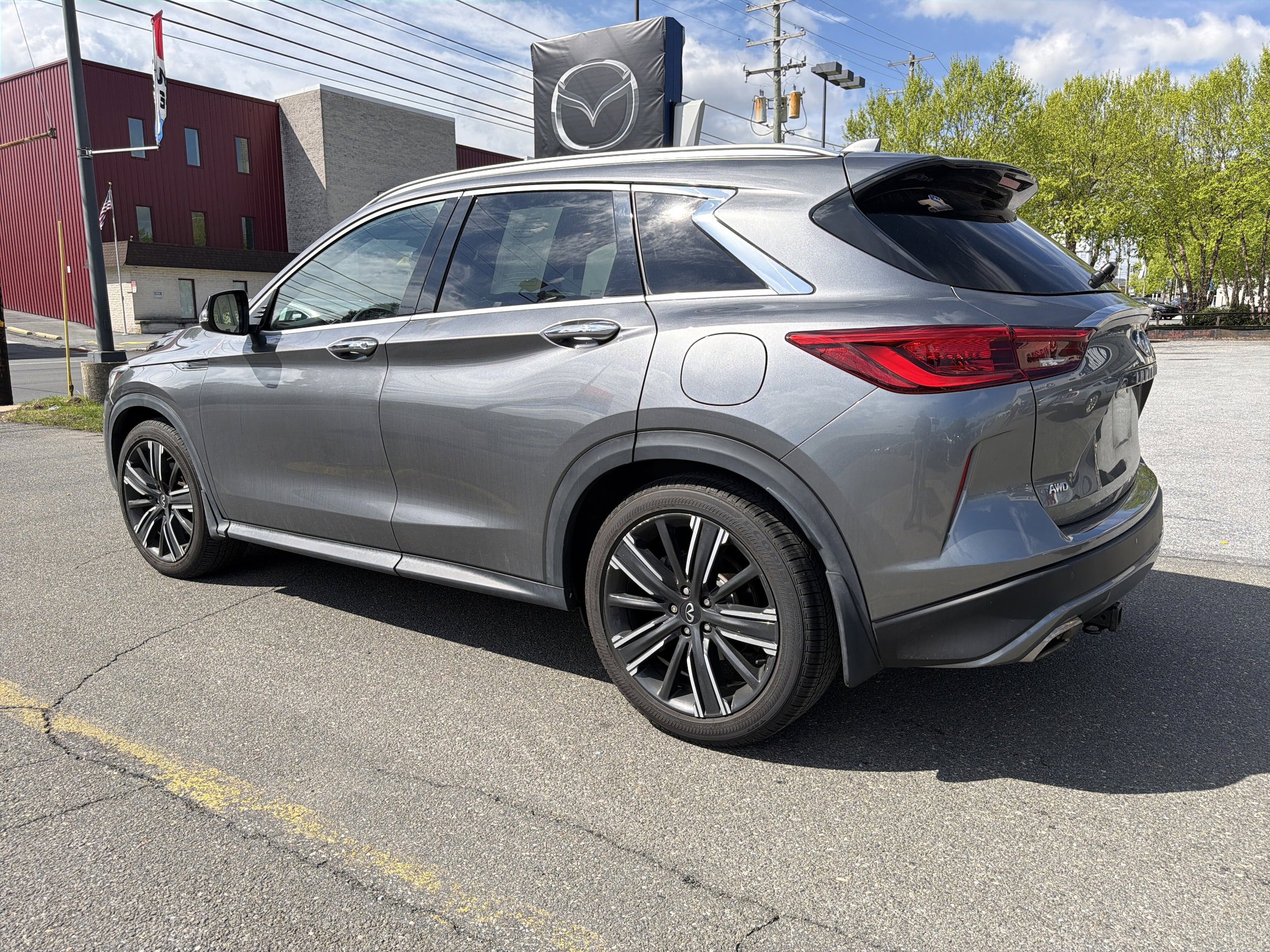 Used 2021 INFINITI QX50 Luxe w/ Appearance Package AWD/4WD image 4