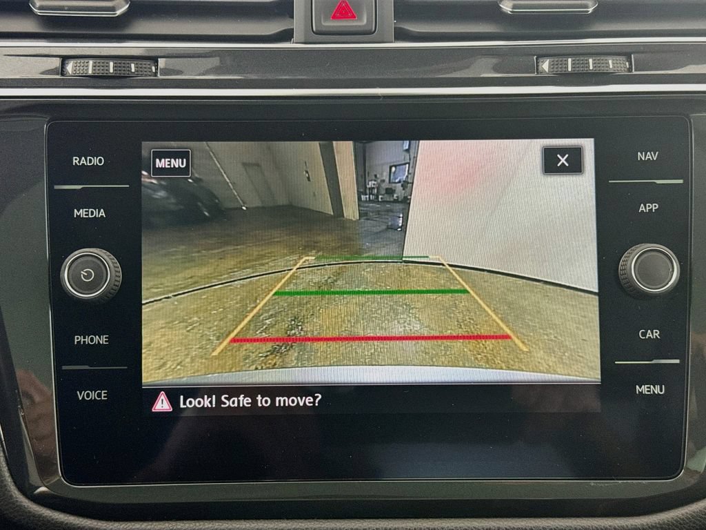 Used 2019 Volkswagen Tiguan SEL Premium R-Line AWD/4WD image 15