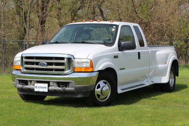 Used 2001 Ford F350 Lariat