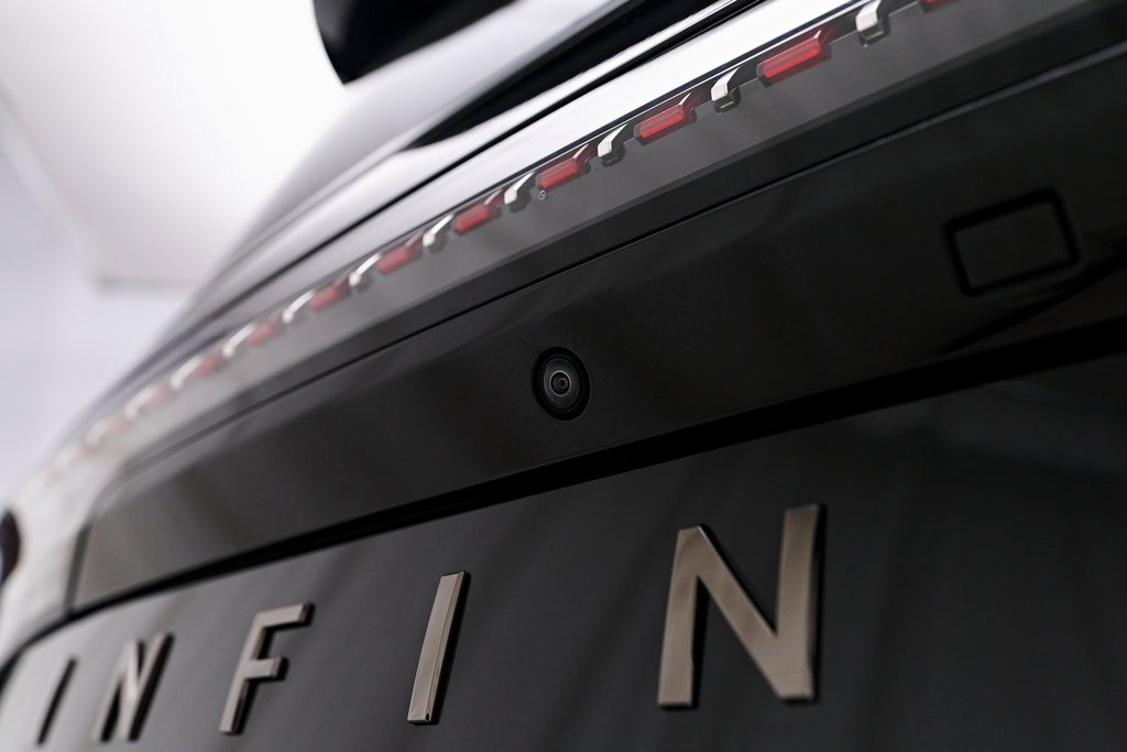 Used 2025 INFINITI QX80 Autograph w/ Autograph Exterior Package image 29