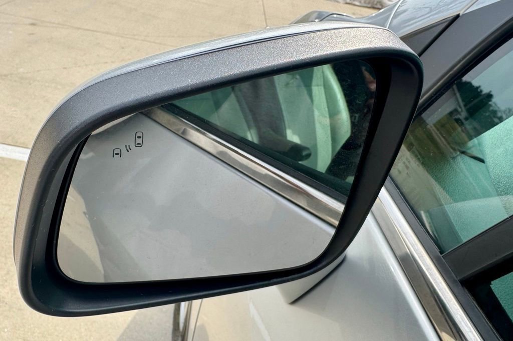 Used 2020 Chevrolet Trax LT w/ Driver Confidence Package image 14