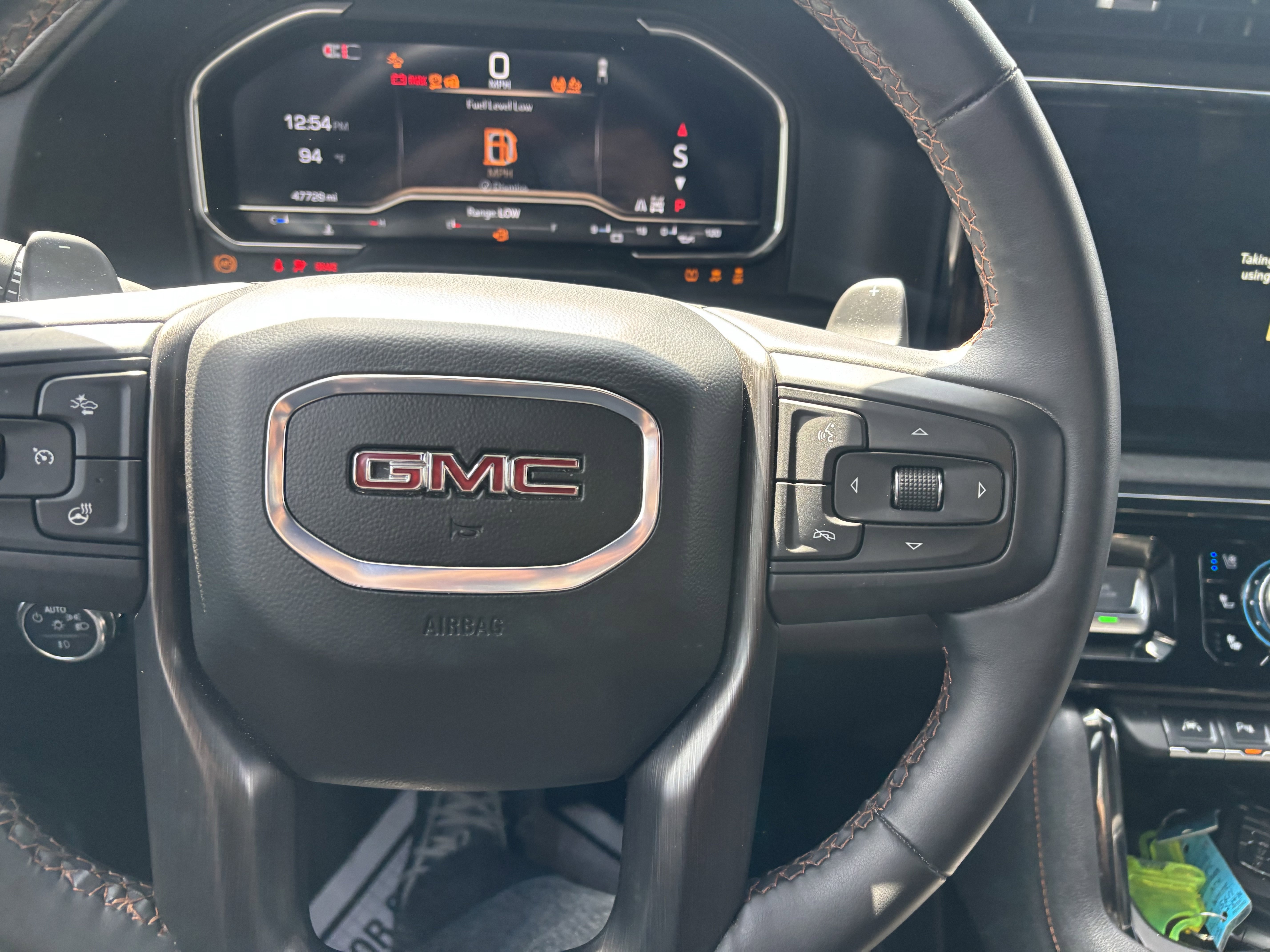 Used 2024 GMC Sierra 1500 AT4 w/ Technology Package image 28