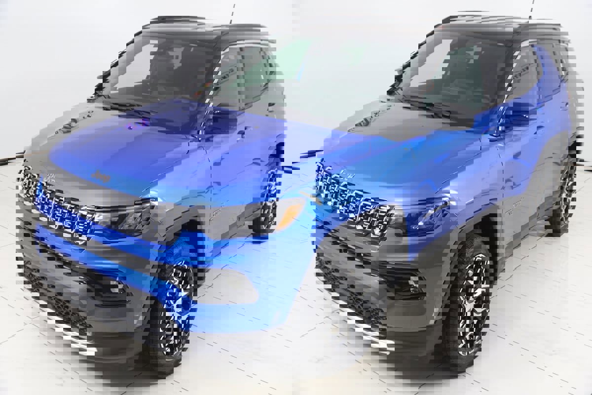 Used 2024 Jeep Compass Limited image 19