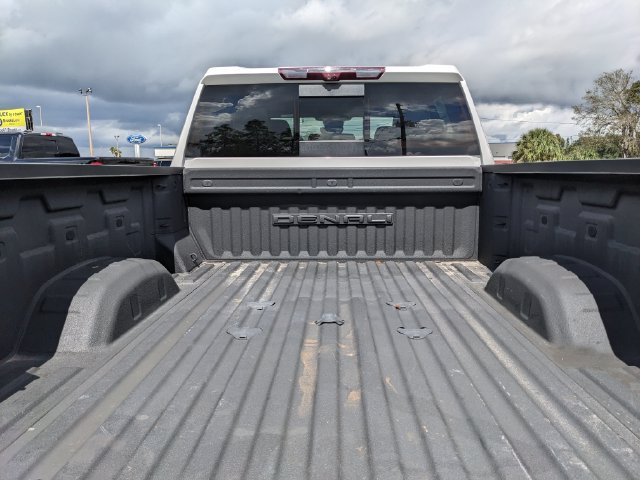 Used 2024 GMC Sierra 2500 Denali w/ Denali Reserve Package AWD/4WD image 13