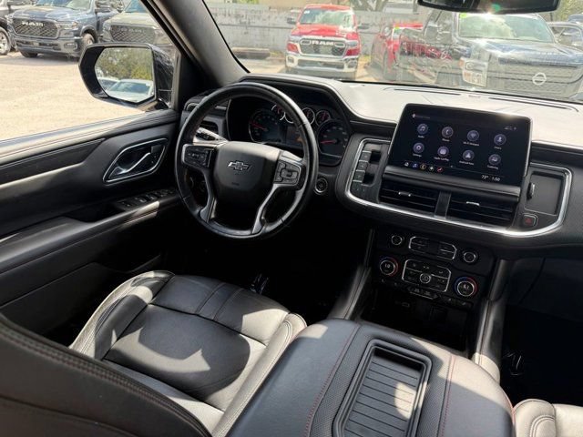 Used 2021 Chevrolet Suburban RST w/ Luxury Package RWD image 36