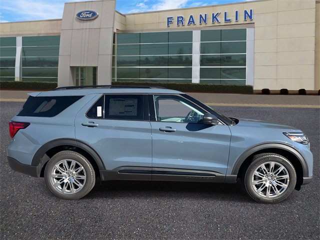 New 2026 Ford Explorer Active image 8