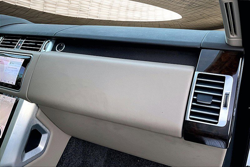 Used 2021 Land Rover Range Rover Westminster Edition image 16