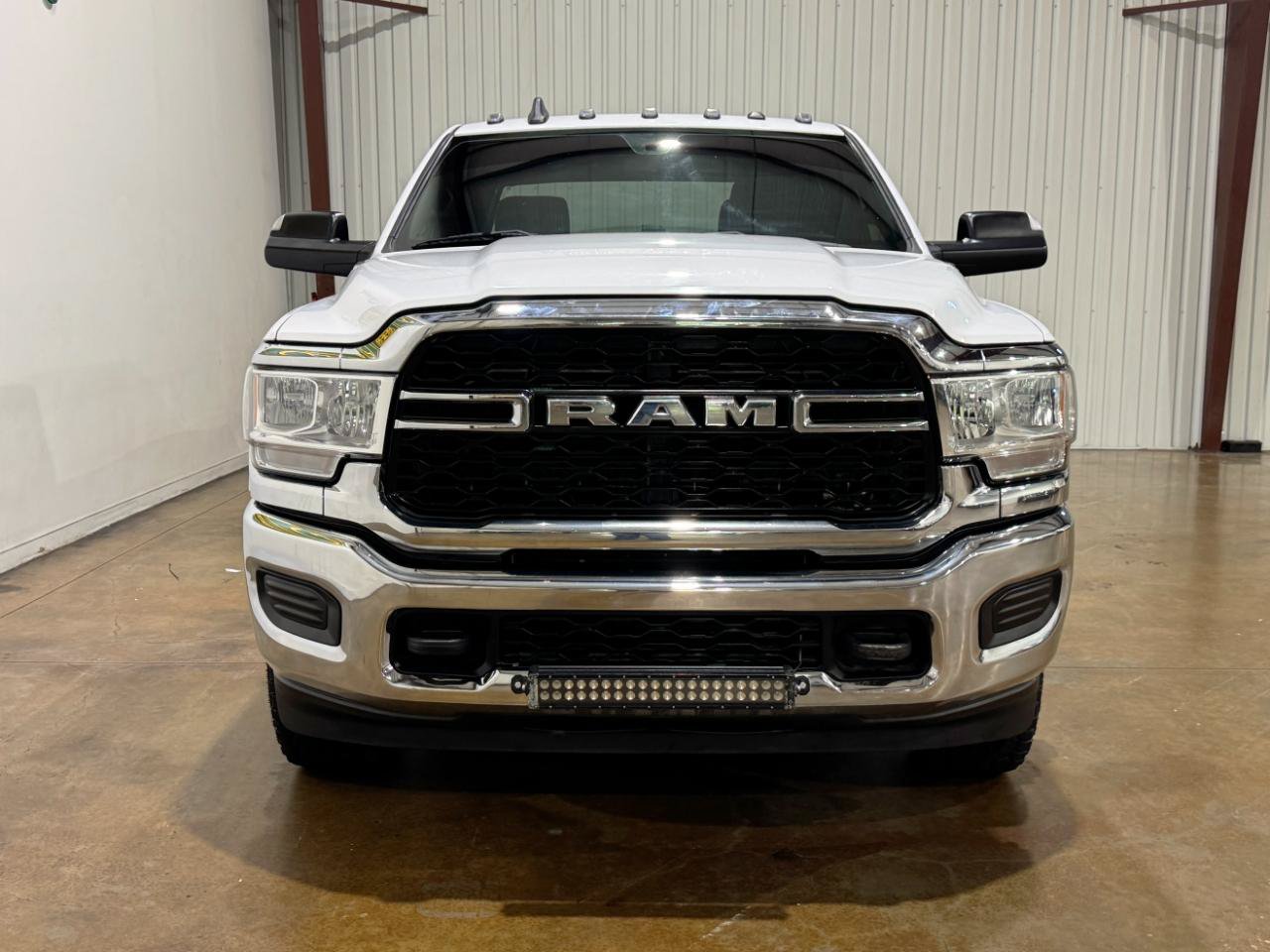 Used 2022 RAM 3500 Tradesman w/ Chrome Appearance Group AWD/4WD image 2