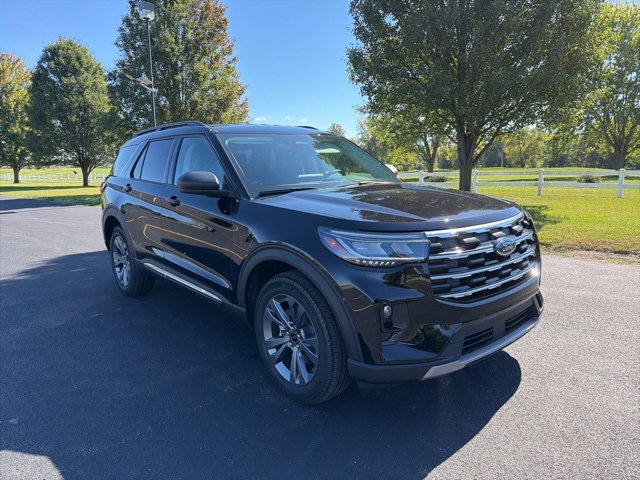 New 2025 Ford Explorer Active image 19