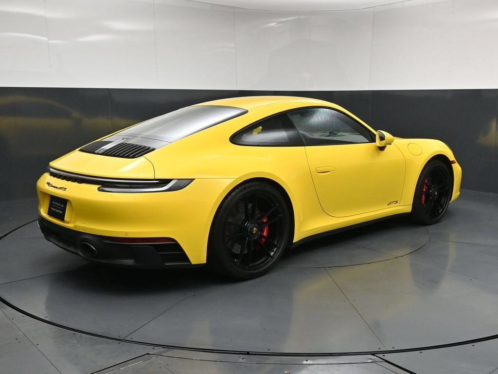 Certified 2022 Porsche 911 Carrera GTS w/ Premium Package RWD image 10