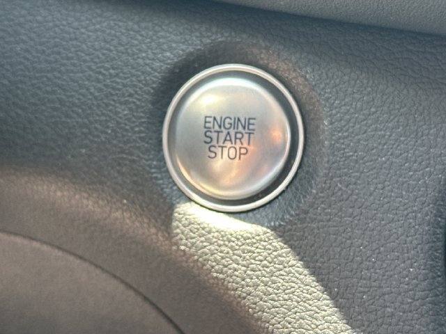 Used 2019 Hyundai Santa Fe SEL FWD image 25