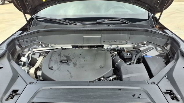 Used 2023 Volvo XC90 B6 Ultimate w/ Lounge Package image 33