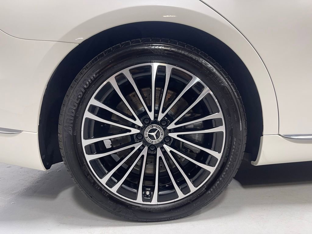 Used 2023 Mercedes-Benz S 580e 4MATIC Sedan w/ 3D Technology Package image 14