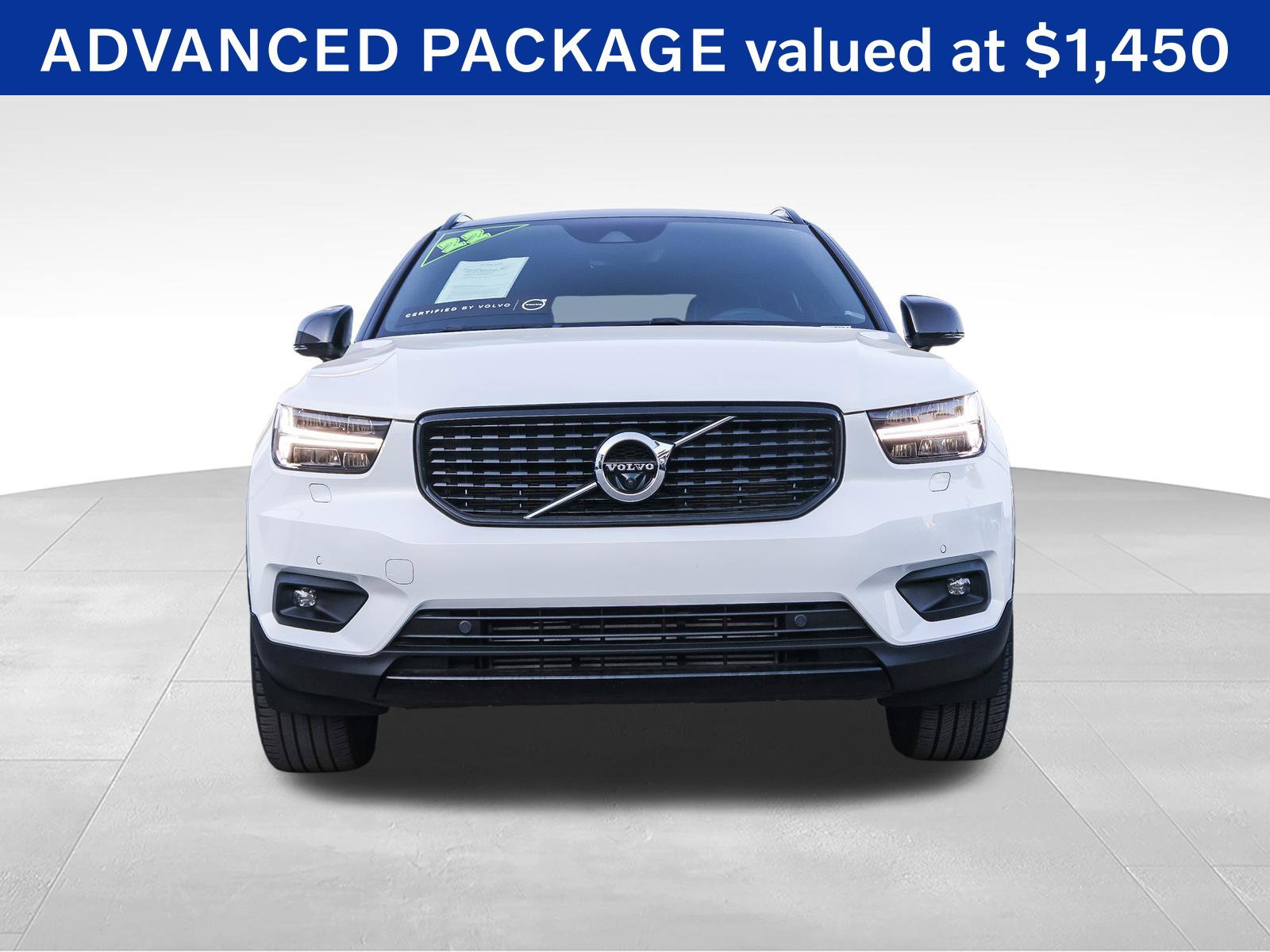 Used 2022 Volvo XC40 T4 R-Design w/ Advanced Package FWD image 2