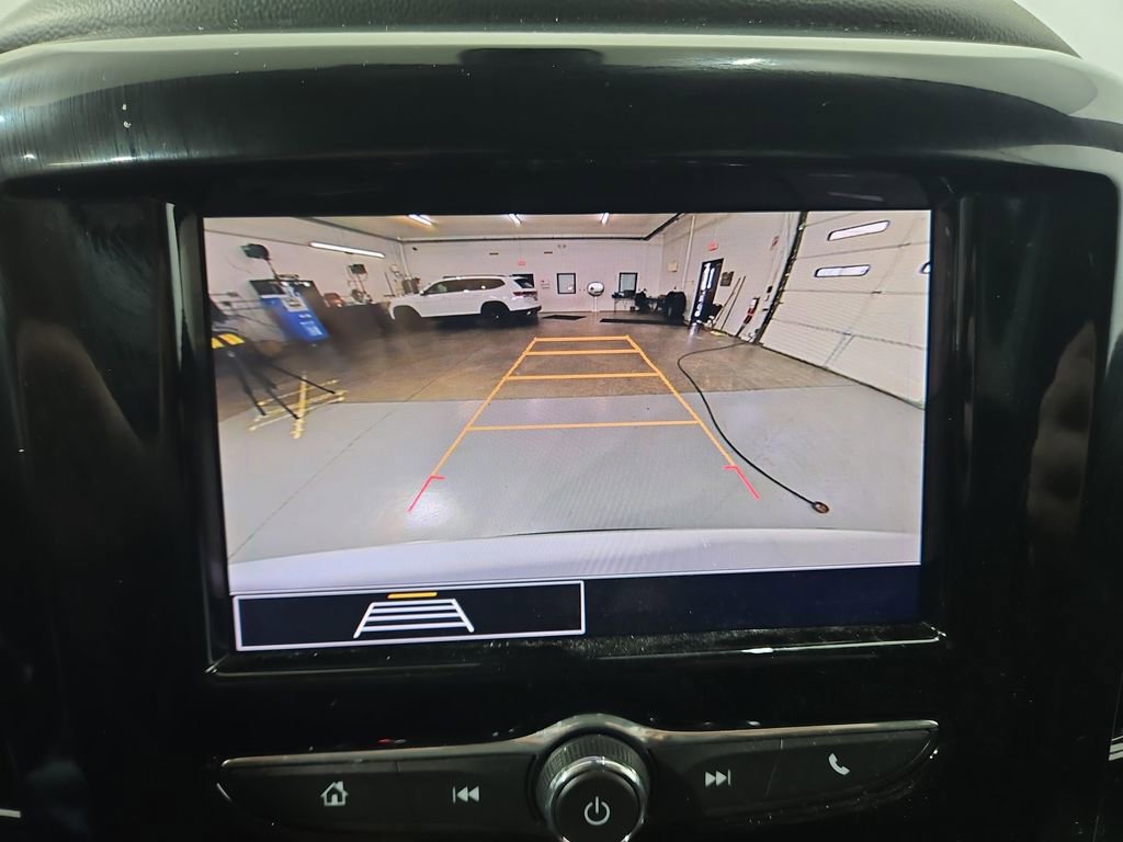 Used 2020 Chevrolet Traverse LS image 20