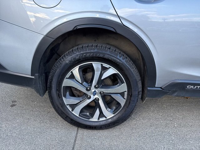 Used 2021 Subaru Outback Limited XT image 12