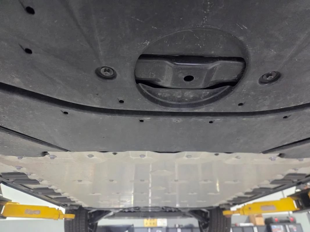 Used 2023 Subaru Solterra AWD image 23