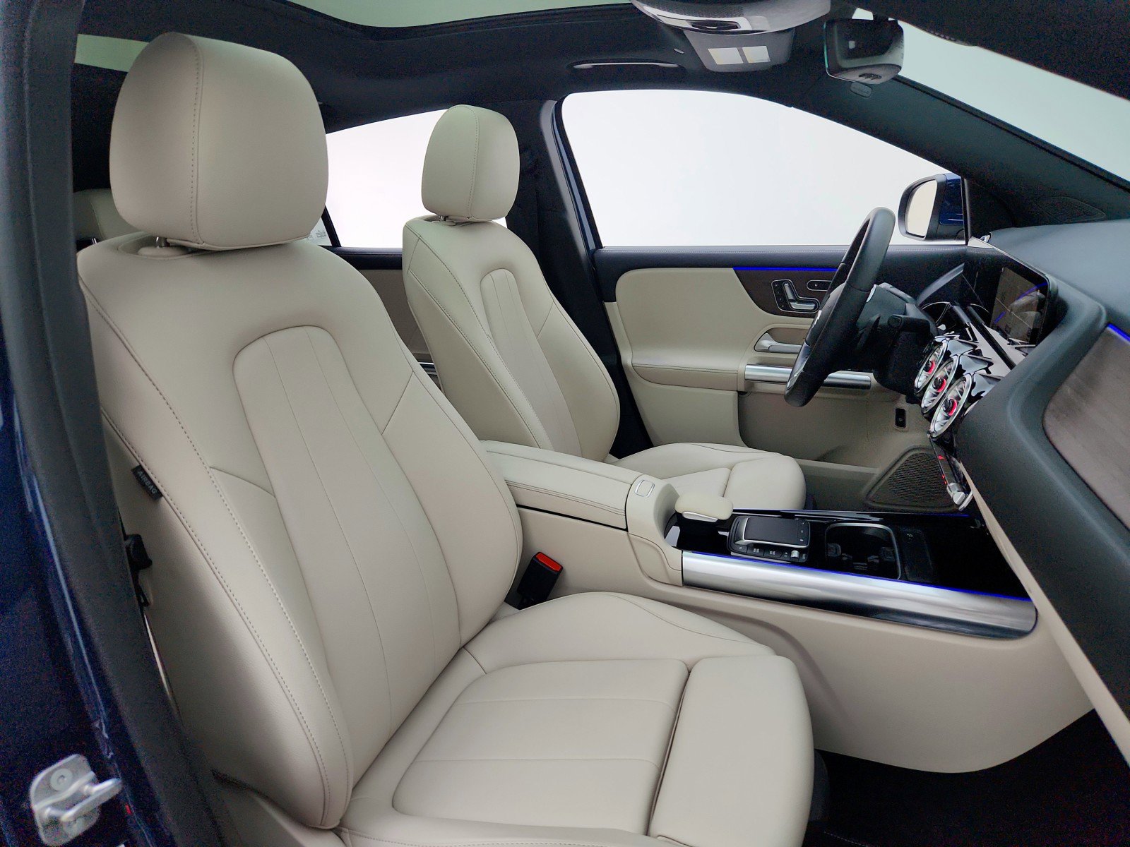 Certified 2023 Mercedes-Benz GLA 250 4MATIC image 30