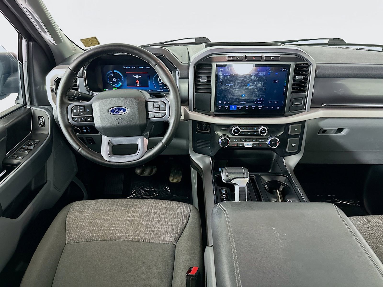 Used 2023 Ford F150 Lightning XLT AWD/4WD image 22