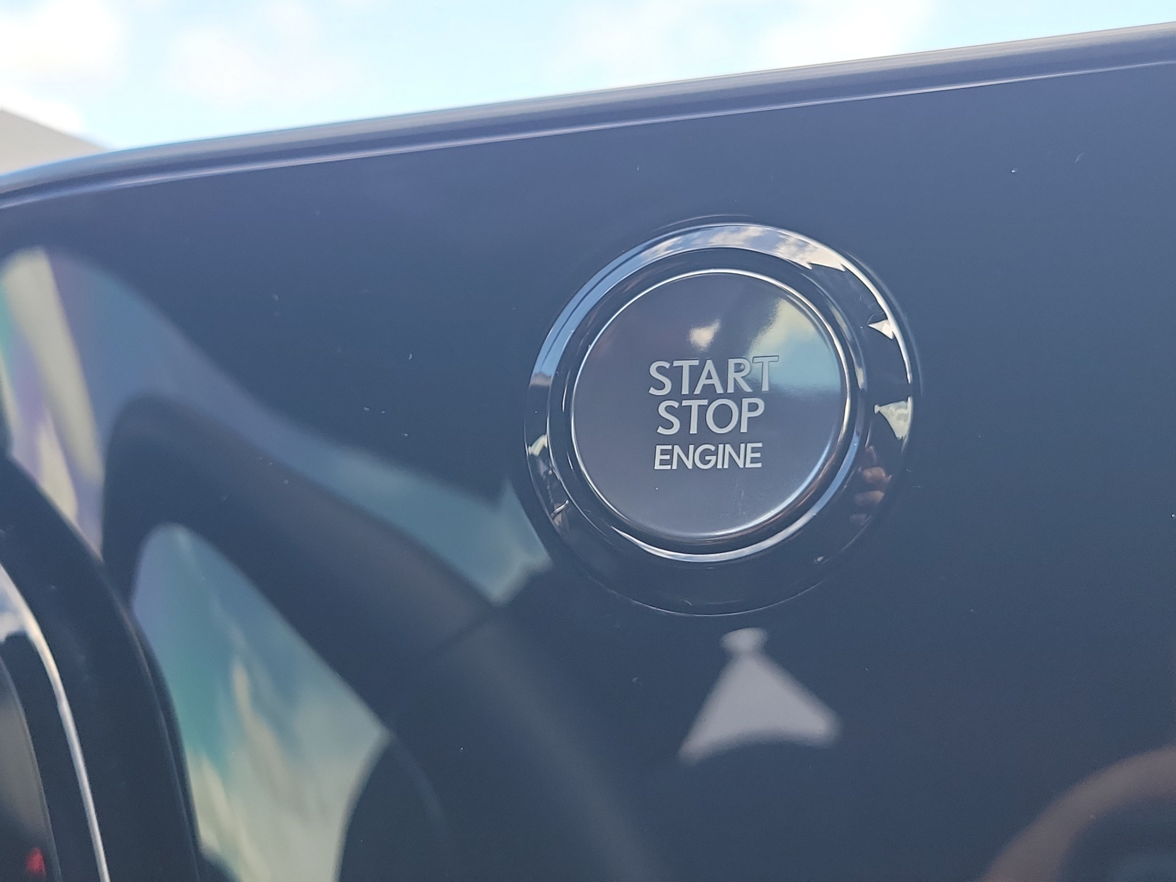 Used 2025 Lexus NX 250 FWD w/ Towing Package (2000 Lbs) image 28