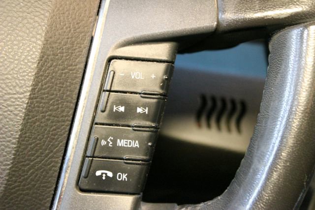 Used 2012 Ford Taurus SEL FWD image 20