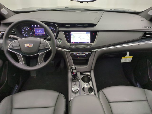 Used 2026 Cadillac XT5 Premium Luxury w/ LPO, Floor Liner Package AWD/4WD image 24