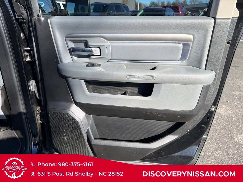 Used 2019 RAM 1500 Classic Warlock image 32