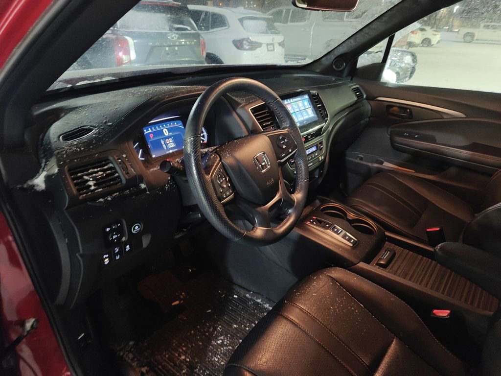 Used 2023 Honda Passport TrailSport image 8