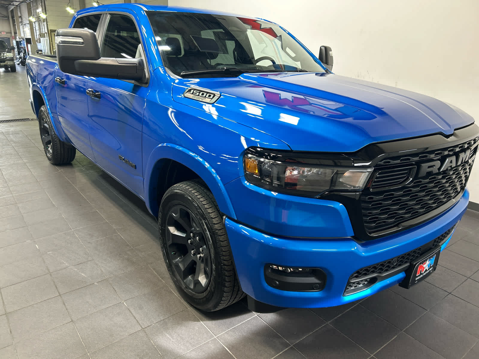 Used 2025 RAM 1500 Big Horn AWD/4WD image 2