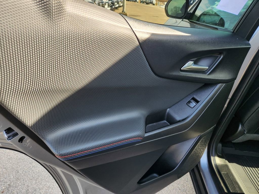 New 2026 Chevrolet Equinox RS w/ LPO, Floor Liner Package image 26