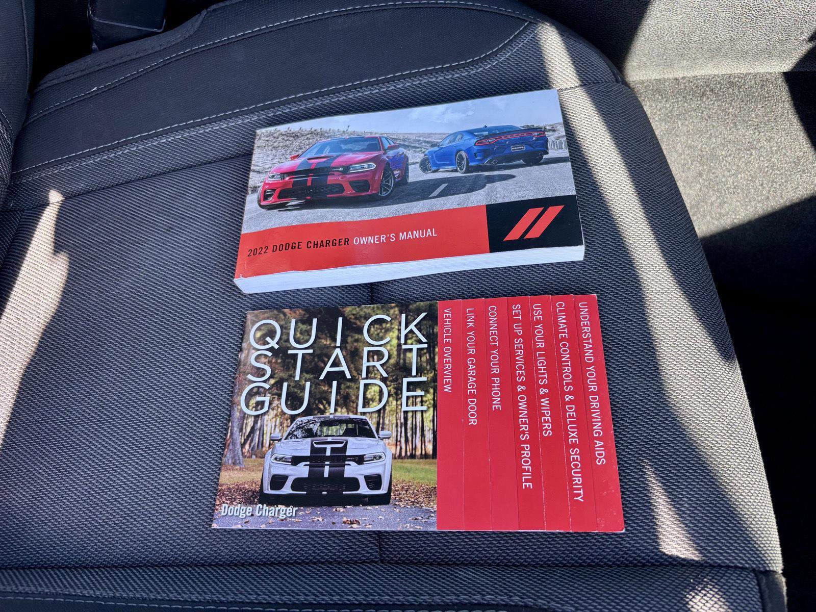 Used 2022 Dodge Charger SXT image 31