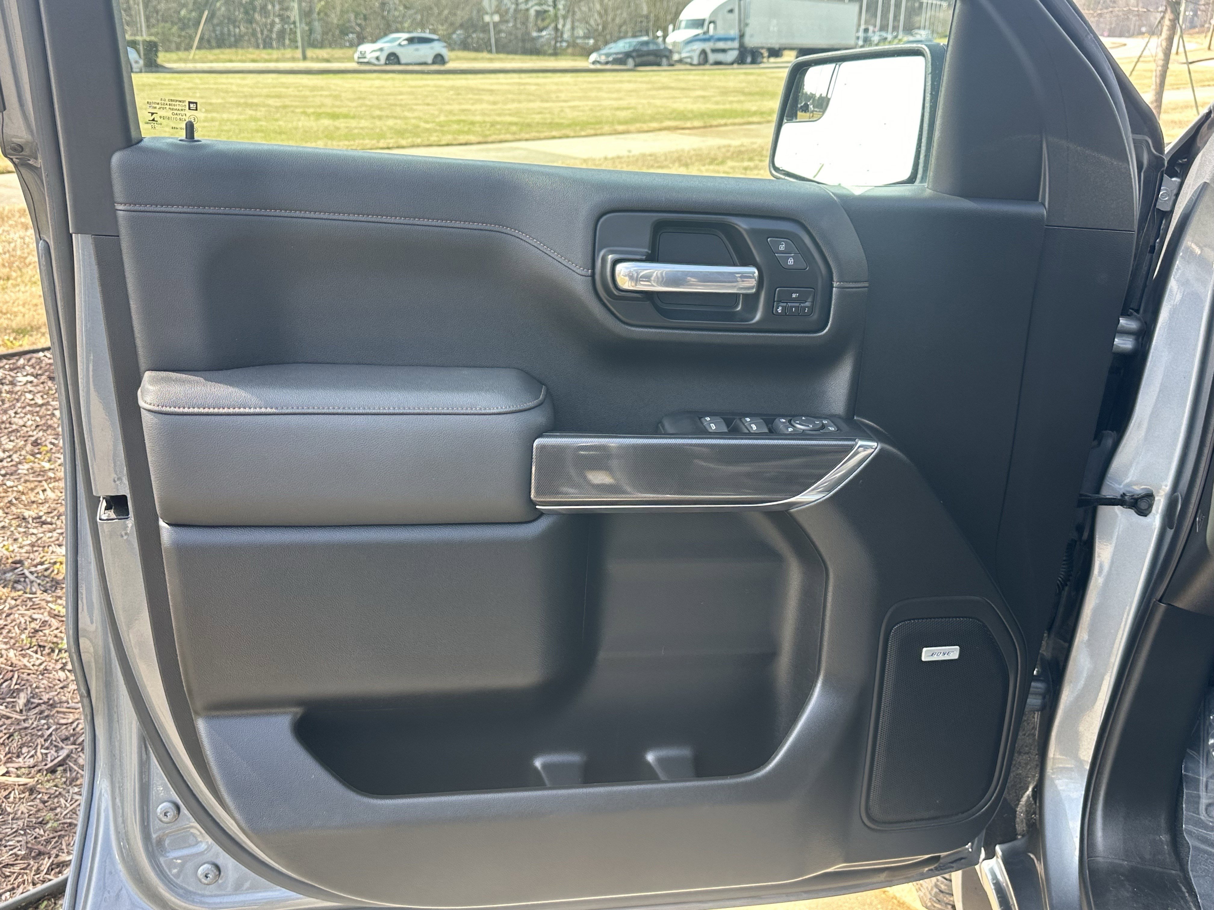 Used 2022 GMC Sierra 1500 AT4 w/ AT4 Preferred Package image 13