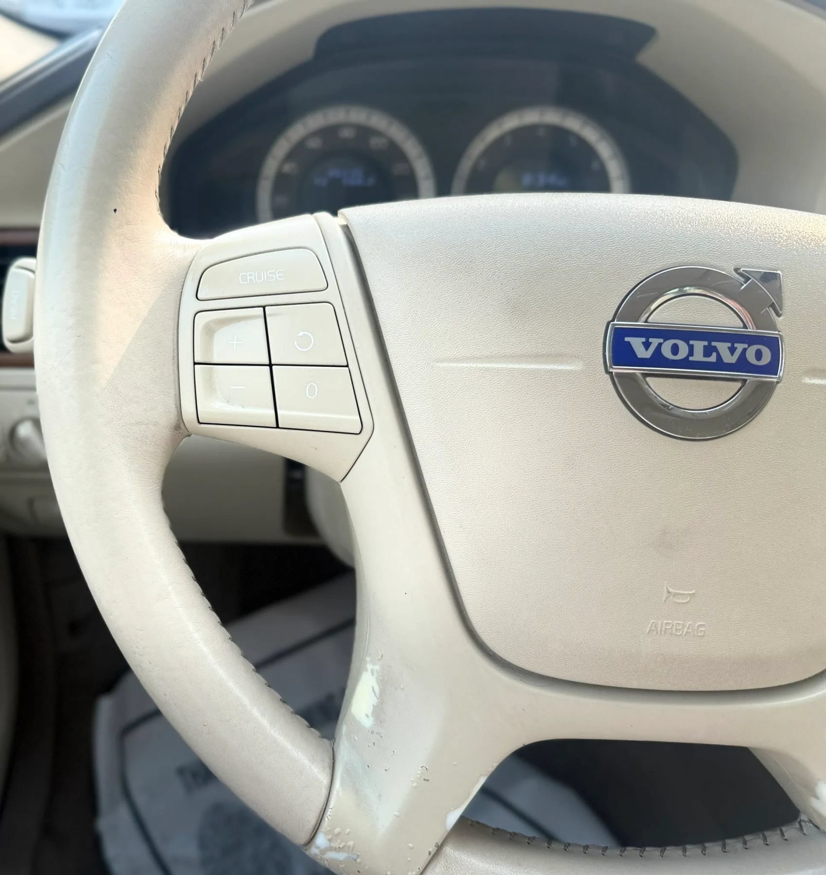 Used 2010 Volvo XC70 3.2 AWD/4WD image 14