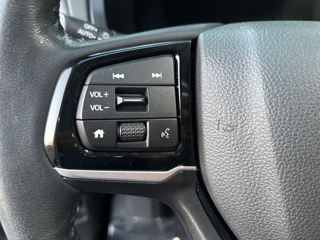 Used 2025 Honda Odyssey Elite image 16
