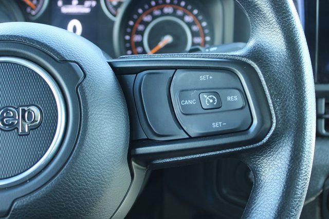 Used 2025 Jeep Wrangler Sport image 25