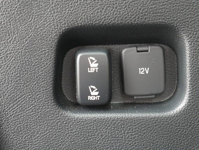 Used 2024 Ford Edge Titanium image 49