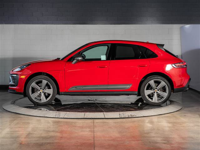 Used 2025 Porsche Macan Turbo AWD/4WD image 2