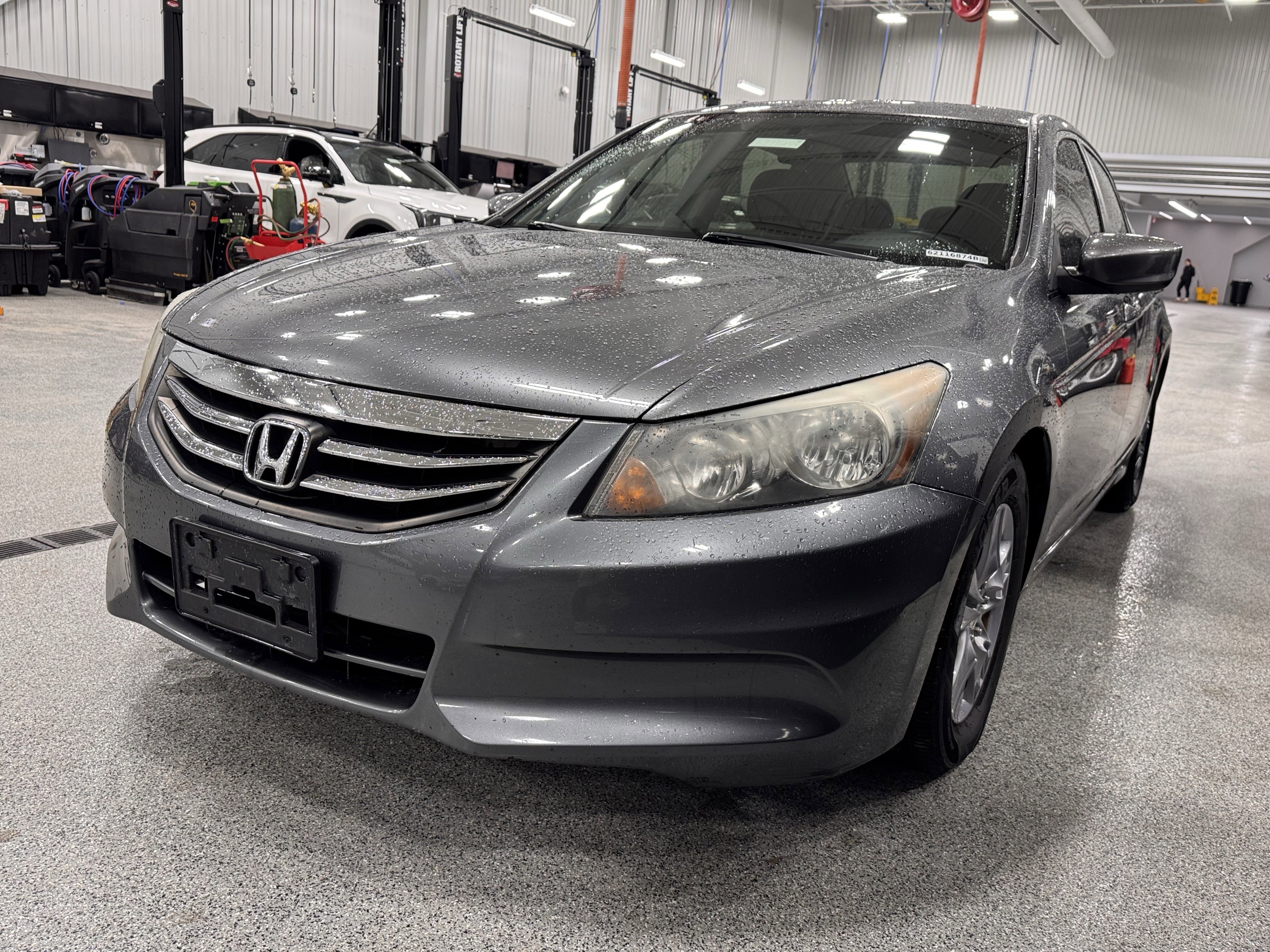 Used 2011 Honda Accord LX-P image 27