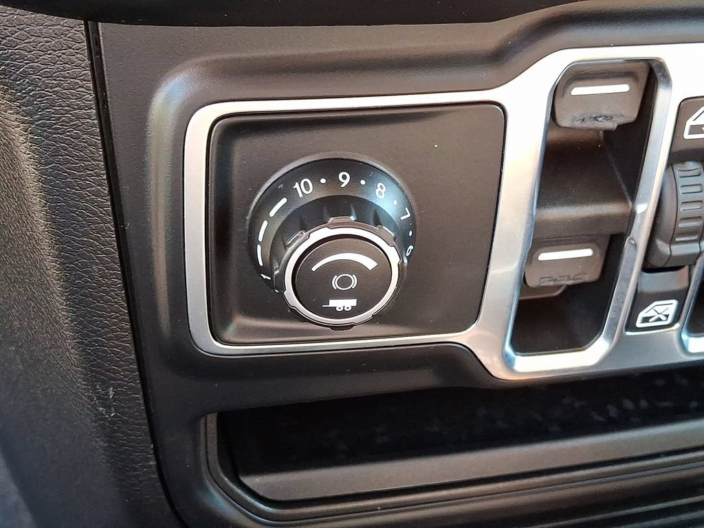 Used 2021 Jeep Gladiator Sport AWD/4WD image 25