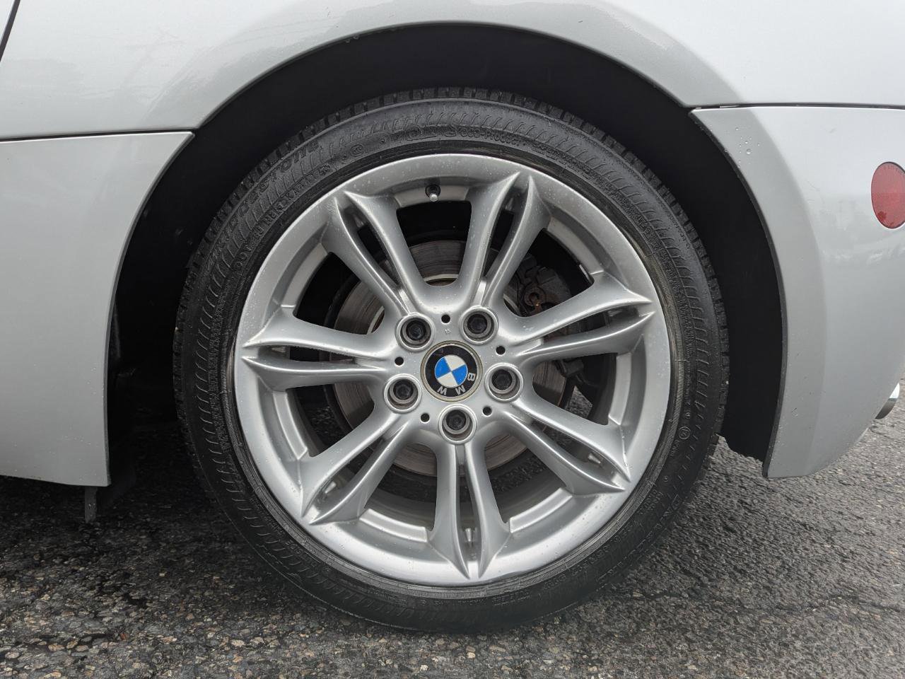 Used 2004 BMW Z4 3.0i RWD image 47