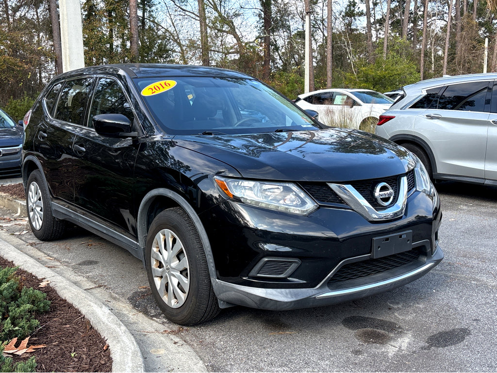 Used 2016 Nissan Rogue S image 9