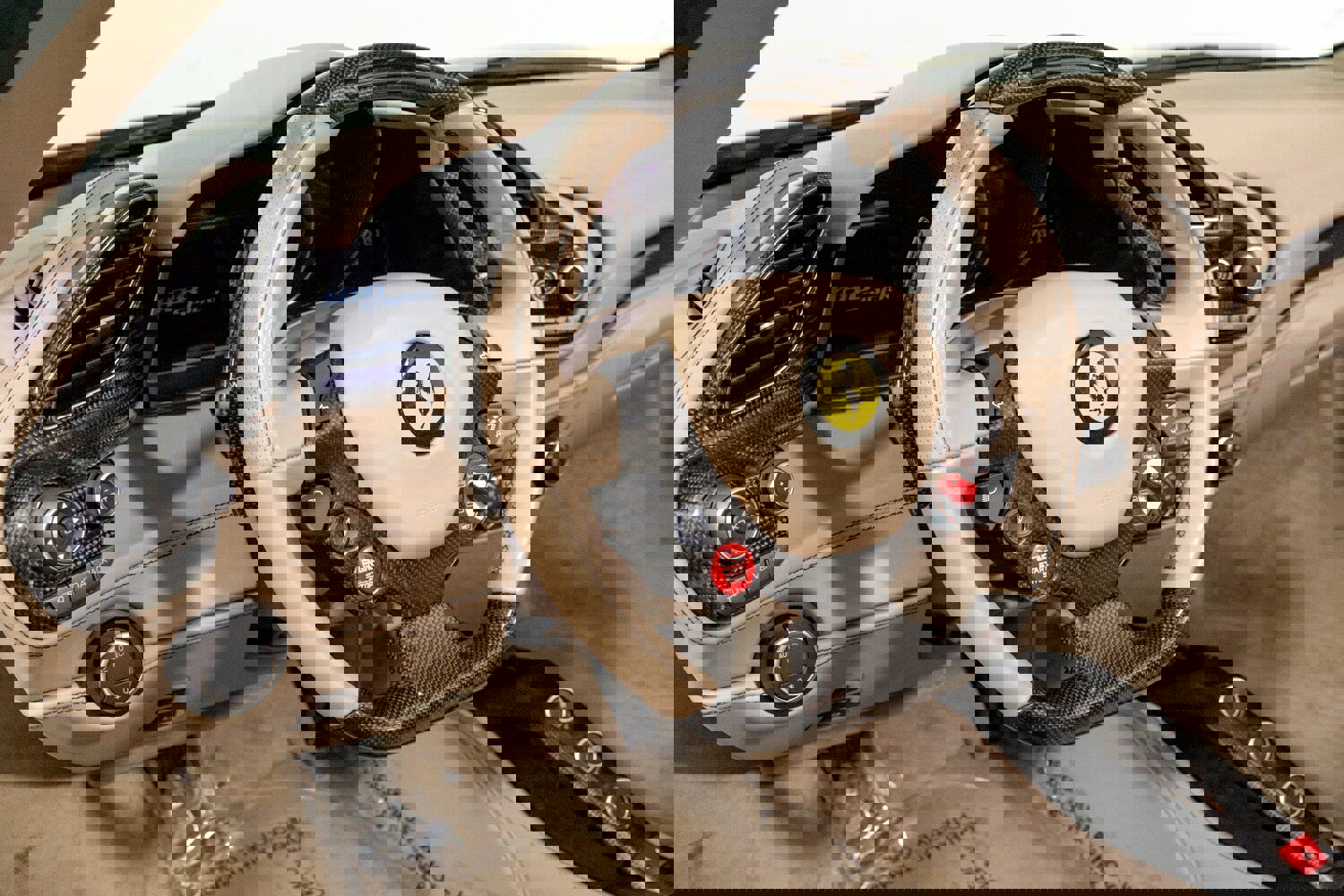 Used 2018 Ferrari 488 Spider image 31