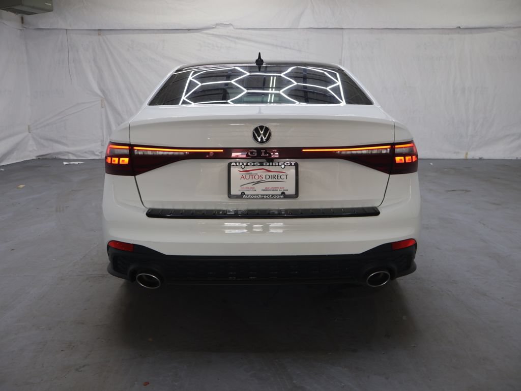Used 2025 Volkswagen Jetta GLI Autobahn FWD image 6